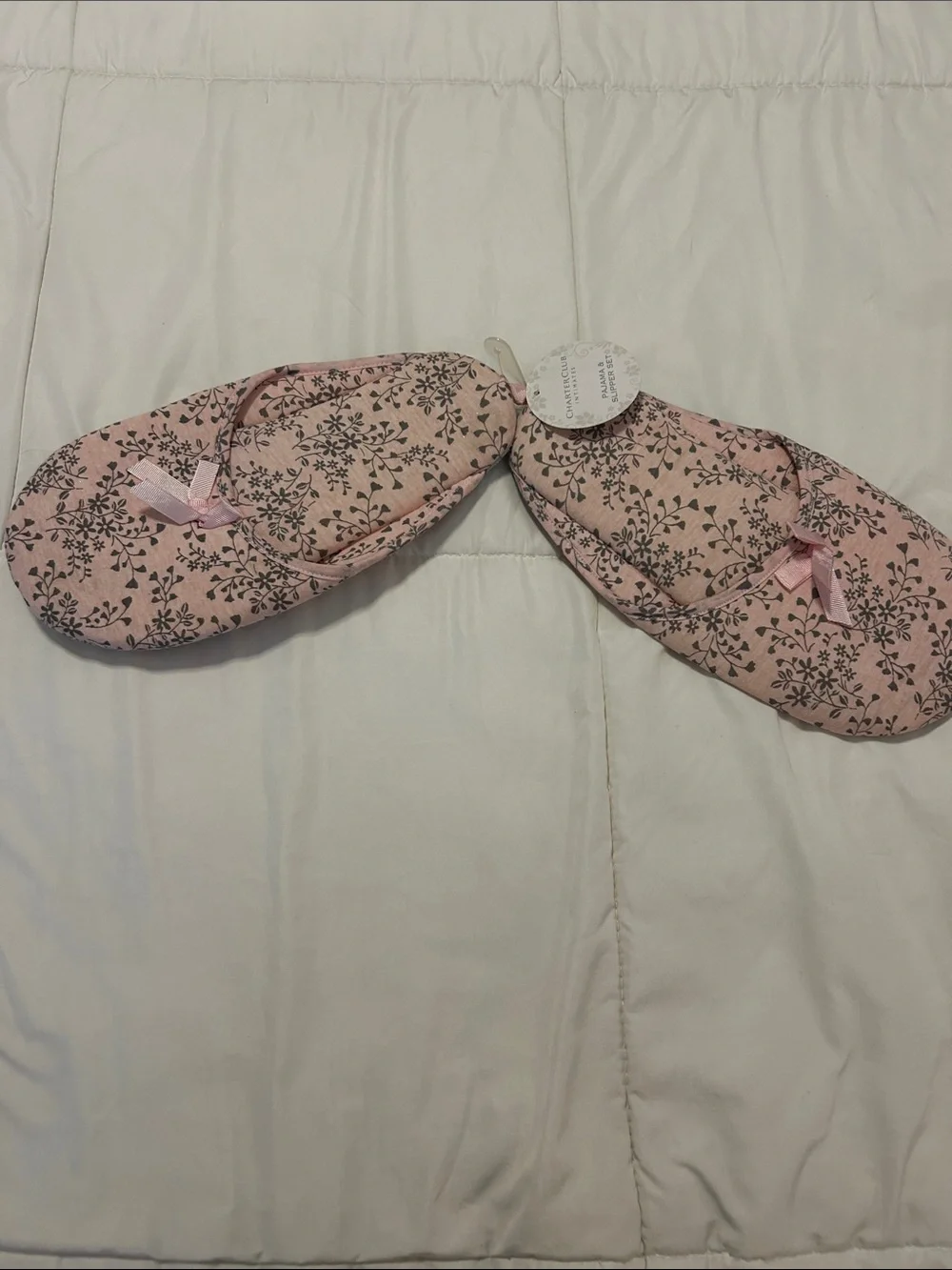 Women’s Pink Floral Pajama Set with Slippers - Brand: